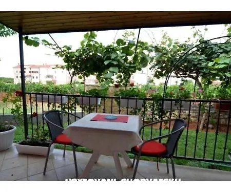Apartment Dragica